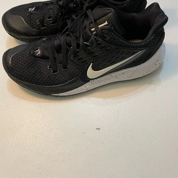 Nike Men's Kyrie 2 Low Black Athletic Shoes SB- - Picture 2 of 7